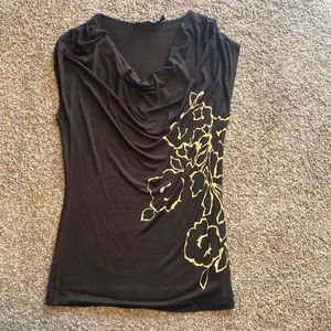 Med casual dress shirt from the limited